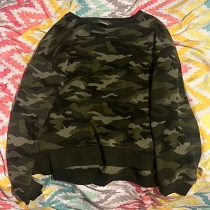 No boundaries camp sweater